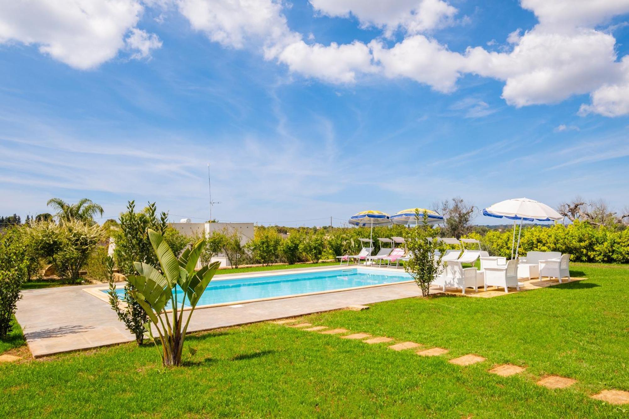 Ciullo Con Piscina Privata A Pescoluse By Hdsalento *